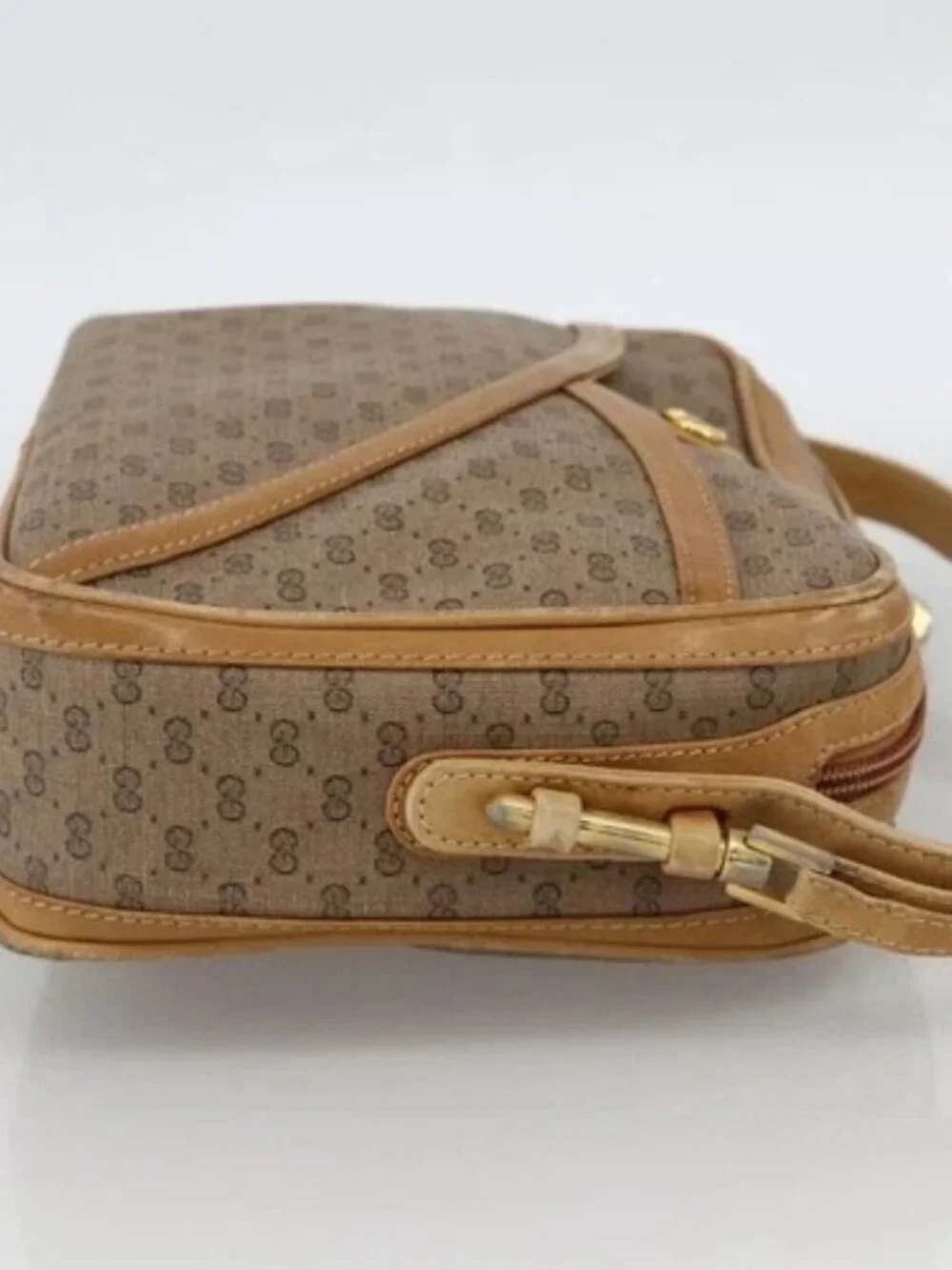 GUCCI Micro GG Supreme Shoulder Bag PVC Beige Gold 001 261 1096 Auth BA11772